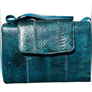 PALIZZIO 80’s Snakeskin Teal Italian Wristlet Clutch Authentic vintage 8 x 5 1/2